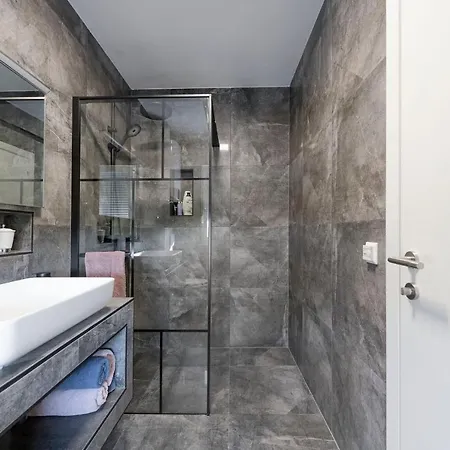 Luxury Colosseum Villa *